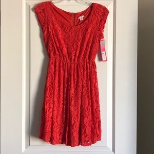 orange dress